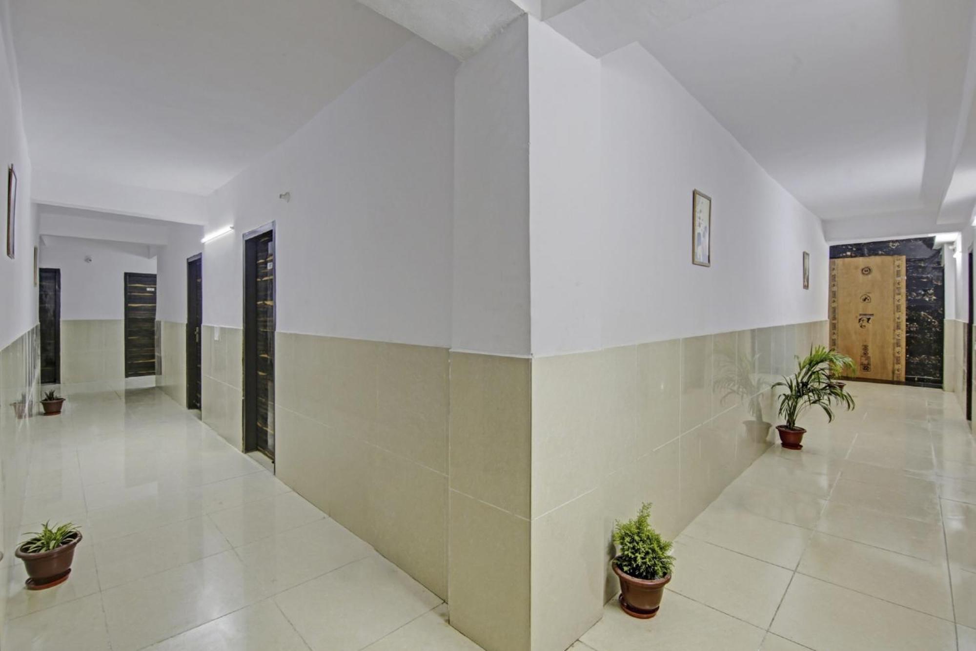 Hotel Green Olive New Delhi Bagian luar foto